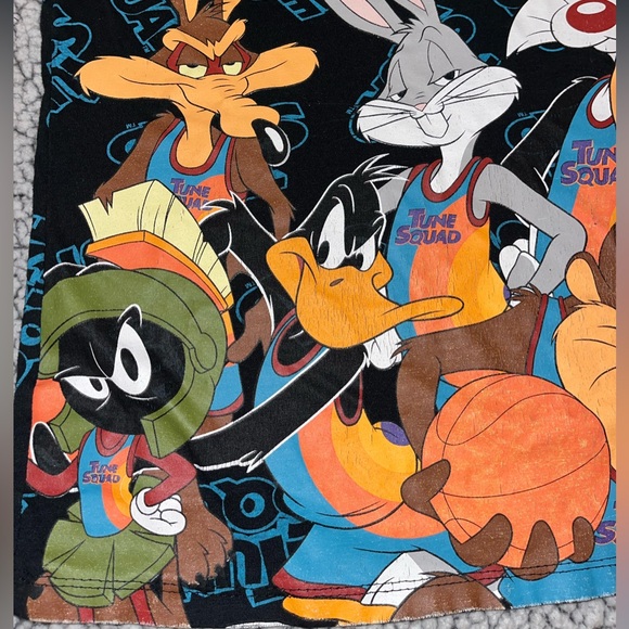 EUC 1996 Space Jam Looney Tunes Tune Squad t shirt youth large, vintage, OG bugs - Picture 2 of 10